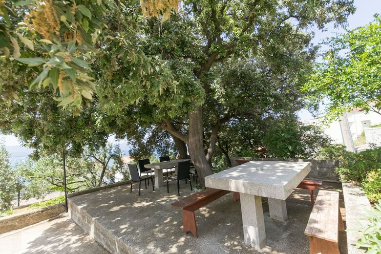 Apartments Jozo