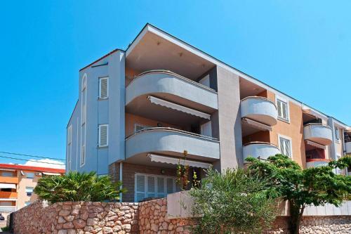 Apartment Im Haus Iva Stara Novalja - Cin04063-a