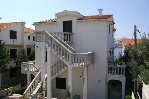 Apartment Stara Novalja 4063a