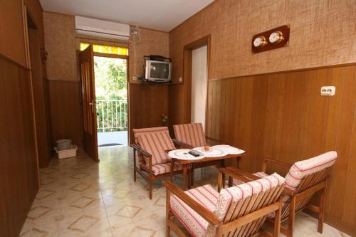 Apartment Stara Novalja 6301a