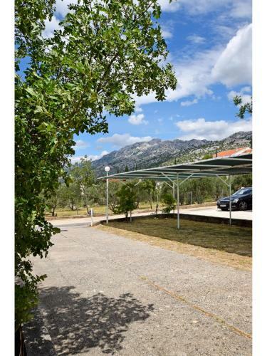 Apartmani Zaterini