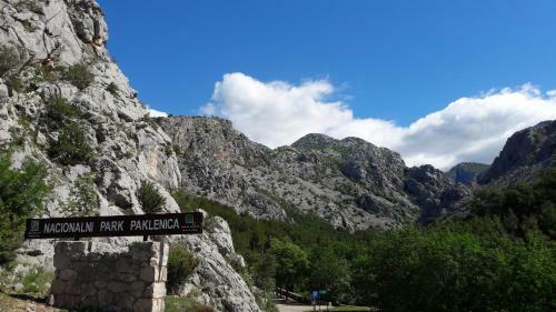 Apartments Cico Starigrad Paklenica