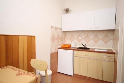 Apartment Starigrad 6527b