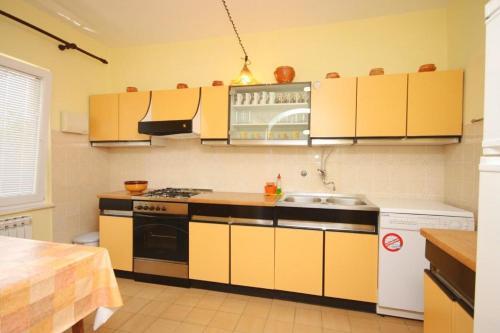Apartments With Wifi Starigrad (paklenica) - 6577
