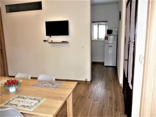 Apartment In Starigrad-paklenica 31206