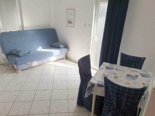 Apartment In Starigrad-paklenica 6785