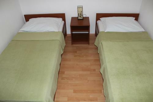 Hostal Apartments Paula