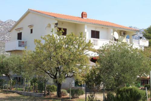 Hostal Apartments Paula