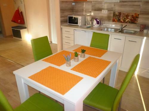 Apartments Lea - Only A Few Steps From The Beach