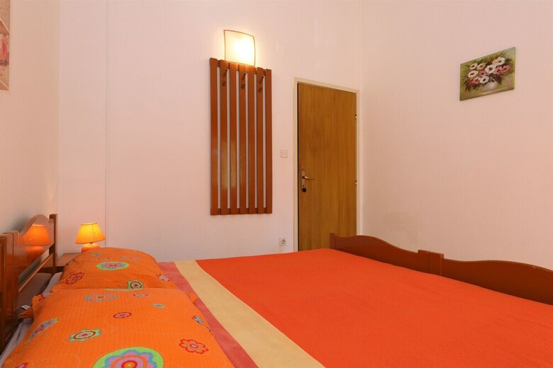 Hostal Apartments And Rooms Dragica