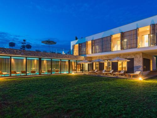 Villa Yellow Tree Juri?i Home & Spa