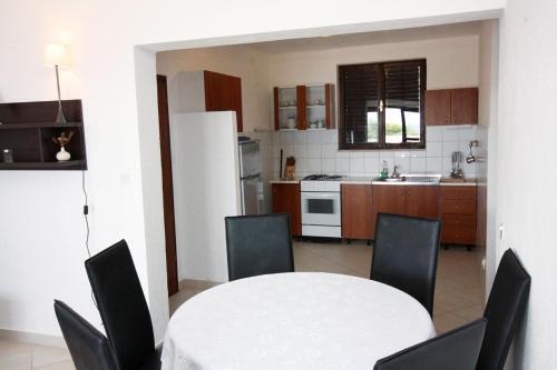 Apartment Stomorska 5179a