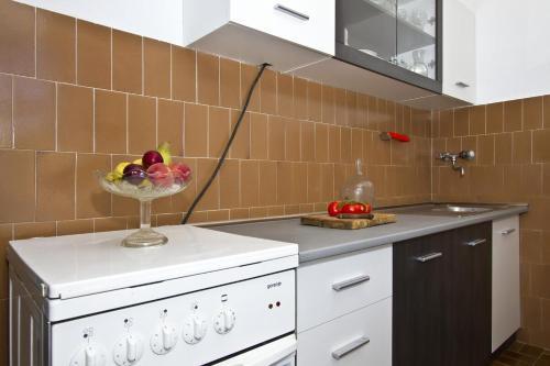 Apartment Stomorska 5211a