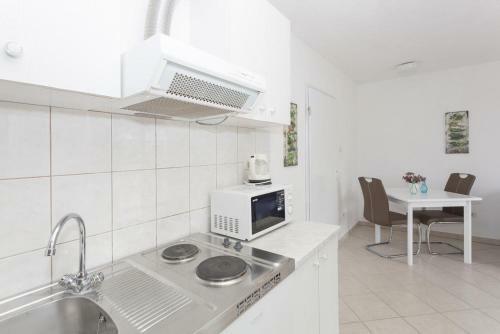 Apartment Stomorska 14960b