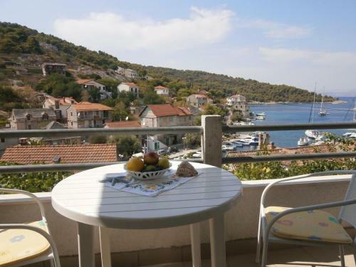 Apartments By The Sea Stomorska (solta) - 14960
