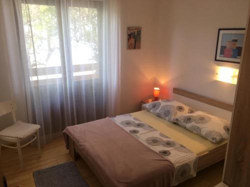 Apartments By The Sea Stomorska (solta) - 5190