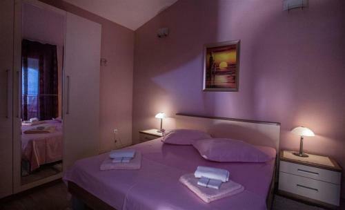 Apartment Necujam 13726c