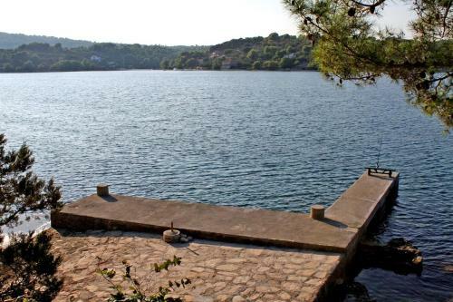 Apartment Necujam 13726c