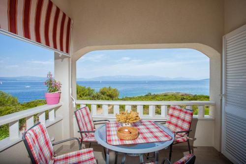 Apartments By The Sea Necujam (solta) - 13726