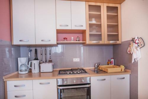 Apartments By The Sea Necujam (solta) - 13726