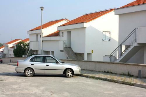 Apartments With A Parking Space Necujam (solta) - 5178