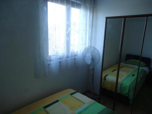 Apartments With A Parking Space Gornje Selo (solta) - 14009