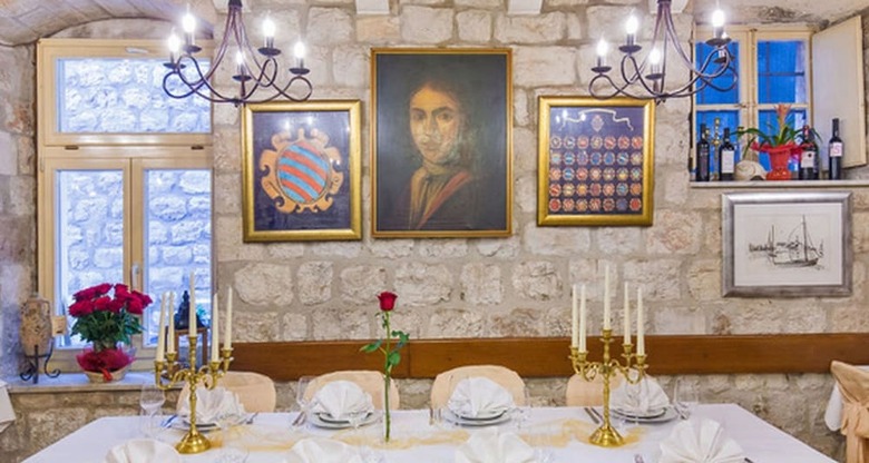 Hostal Rooms Sorgo Palace