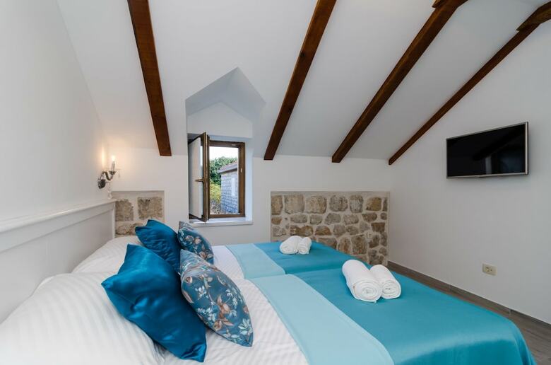 Hostal Rooms Sorgo Palace