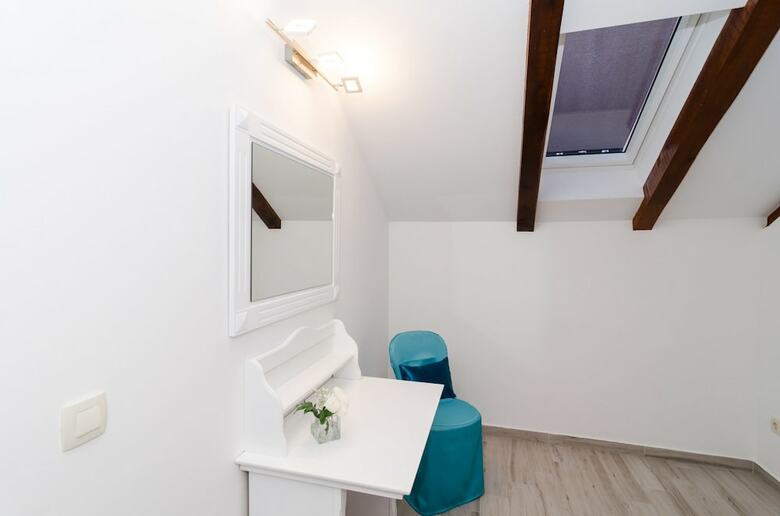 Hostal Rooms Sorgo Palace
