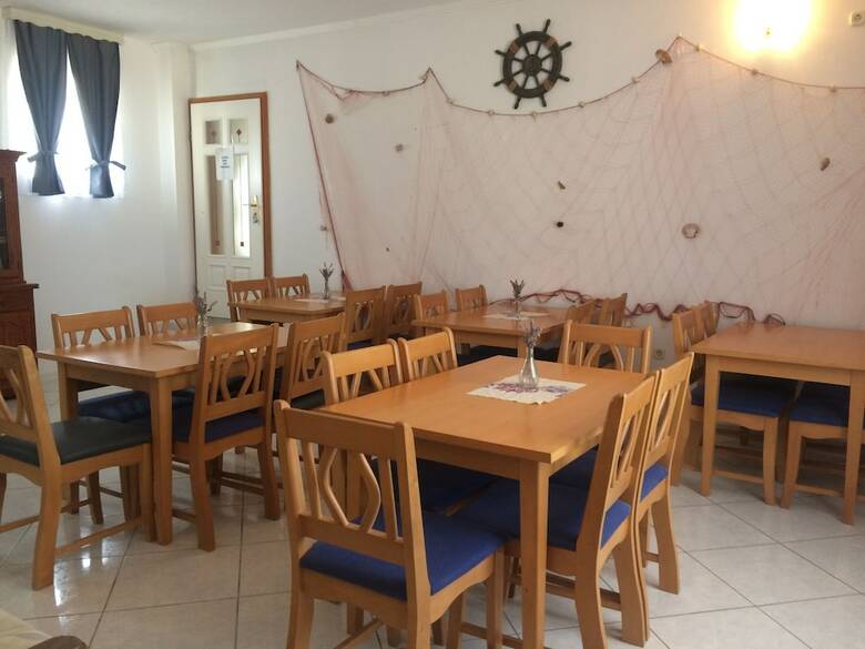 Hostal Villa Menalo