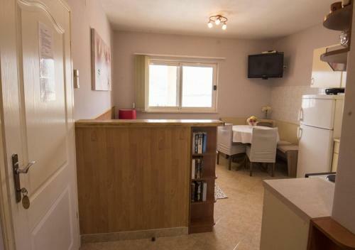 Apartments With A Swimming Pool Ston (peljesac) - 10208
