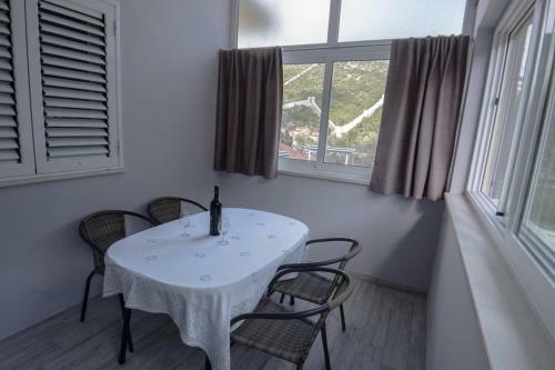 Apartments With A Swimming Pool Ston (peljesac) - 10208