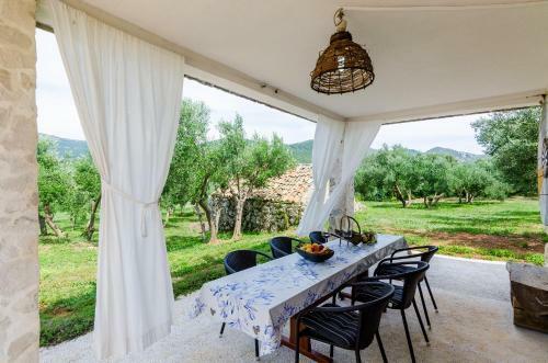 Wine & Vino Holiday Home