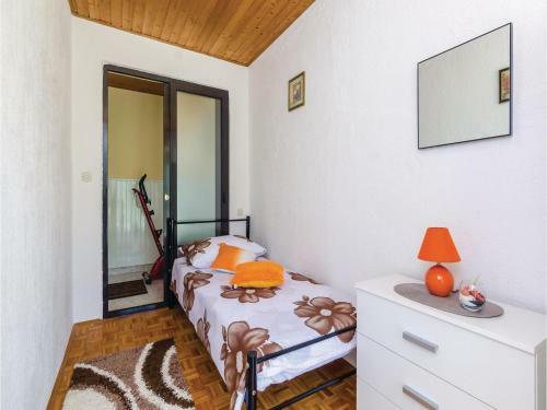 Three-bedroom Holiday Home In Ston