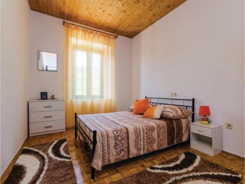 Three-bedroom Holiday Home In Ston