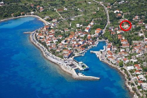 Apartments By The Sea Sucuraj (hvar) - 11228