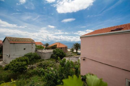 Apartments By The Sea Sucuraj (Hvar) - 566