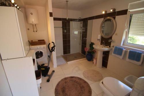 Seaside Holiday House Sucuraj (Hvar) - 15141