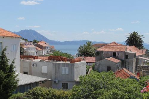 Apartments By The Sea Sucuraj (hvar) - 3589