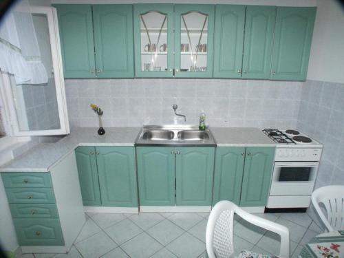 Apartments By The Sea Sucuraj (hvar) - 590