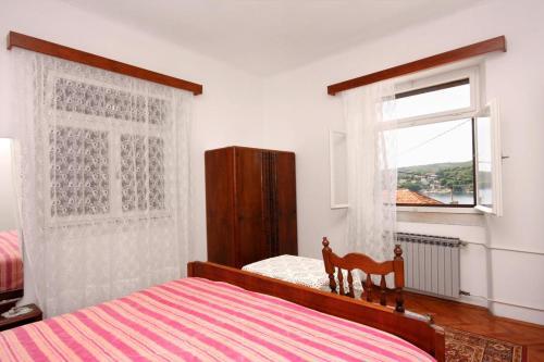 Family Friendly Seaside Apartments Sumartin (brac) - 5771