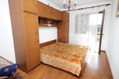 Apartment Sumartin 5615a