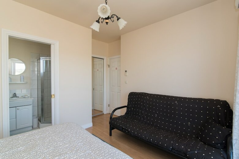 Hostal Apartments Mijajov Dvor