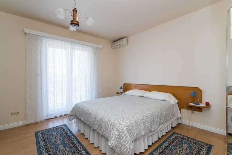 Hostal Apartments Mijajov Dvor