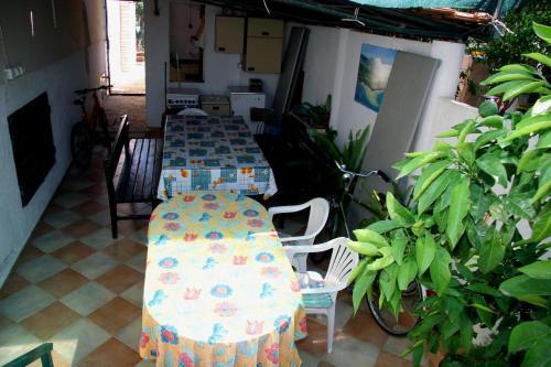Apartments With A Parking Space Supetar (brac) - 14426