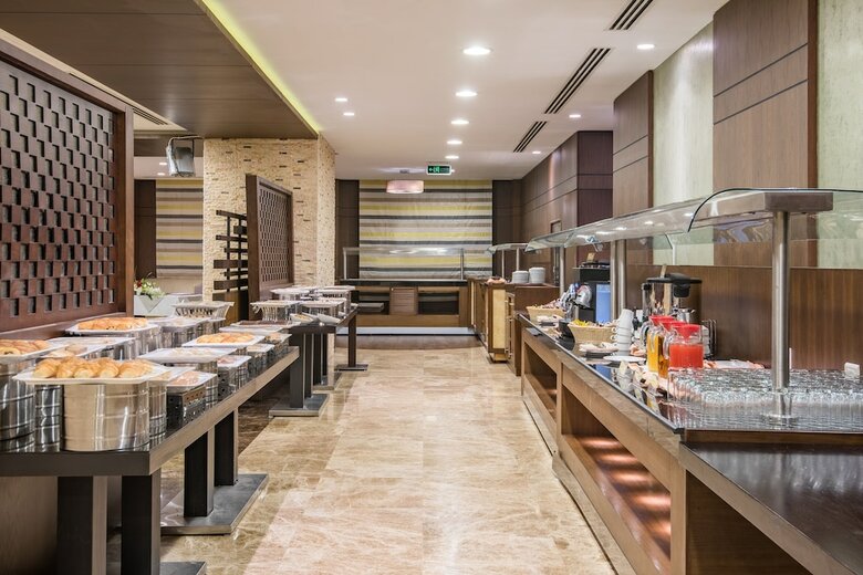 Hotel Crowne Plaza Madinah