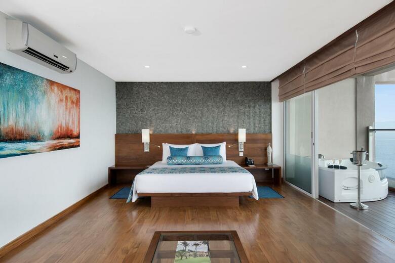 Hotel Amagi Lagoon Resort & Spa