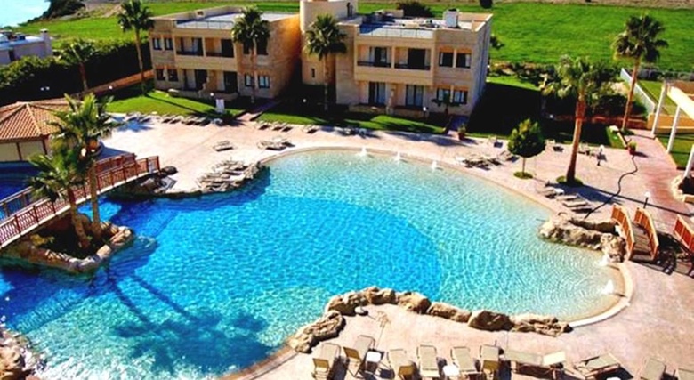 Hotel Pnanareti Coral Bay