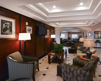 Hotel Comfort Suites Grand Prairie