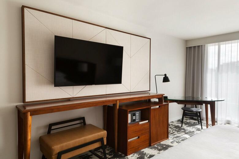 Sheraton Vancouver Airport Hotel